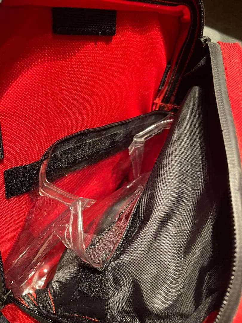 YO-ZURI フィッシングベスト レッド