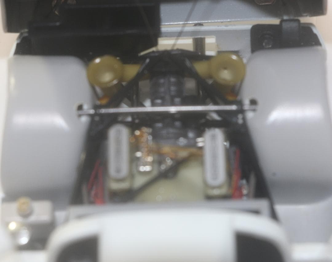 exoto 製　モーターボックス ポルシェ９１０ 　1/18 　中古品