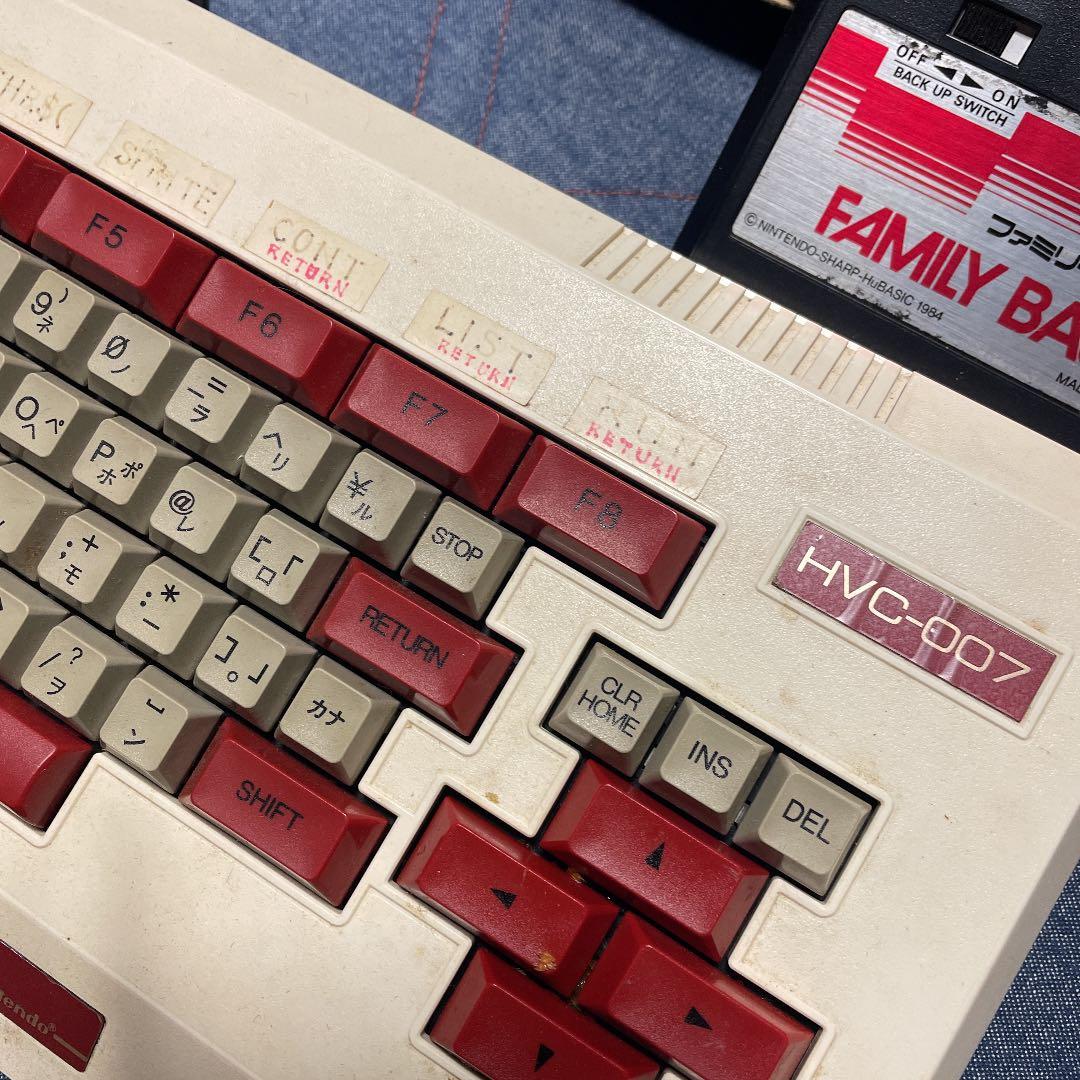 【処分品】ファミリーコンピュータ 専用　ファミリーベーシック ジャンク扱い