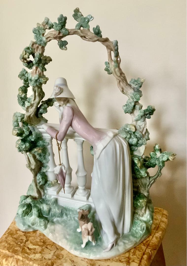 美品　ビンテージ　絶版　大型リヤドロ　LIADRO 『麗しのバレンシア』　犬