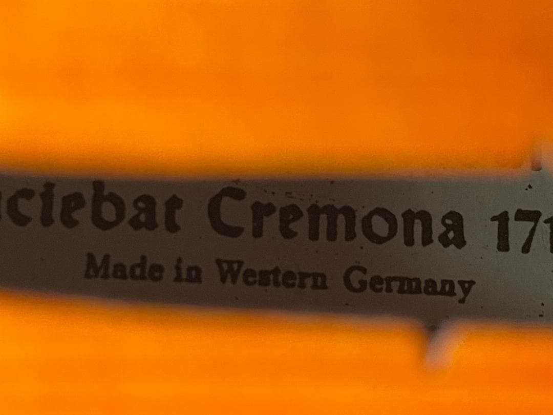 西ドイツ製 バイオリン 美しいワンピースバック ４／４サイズ 駒調整済み