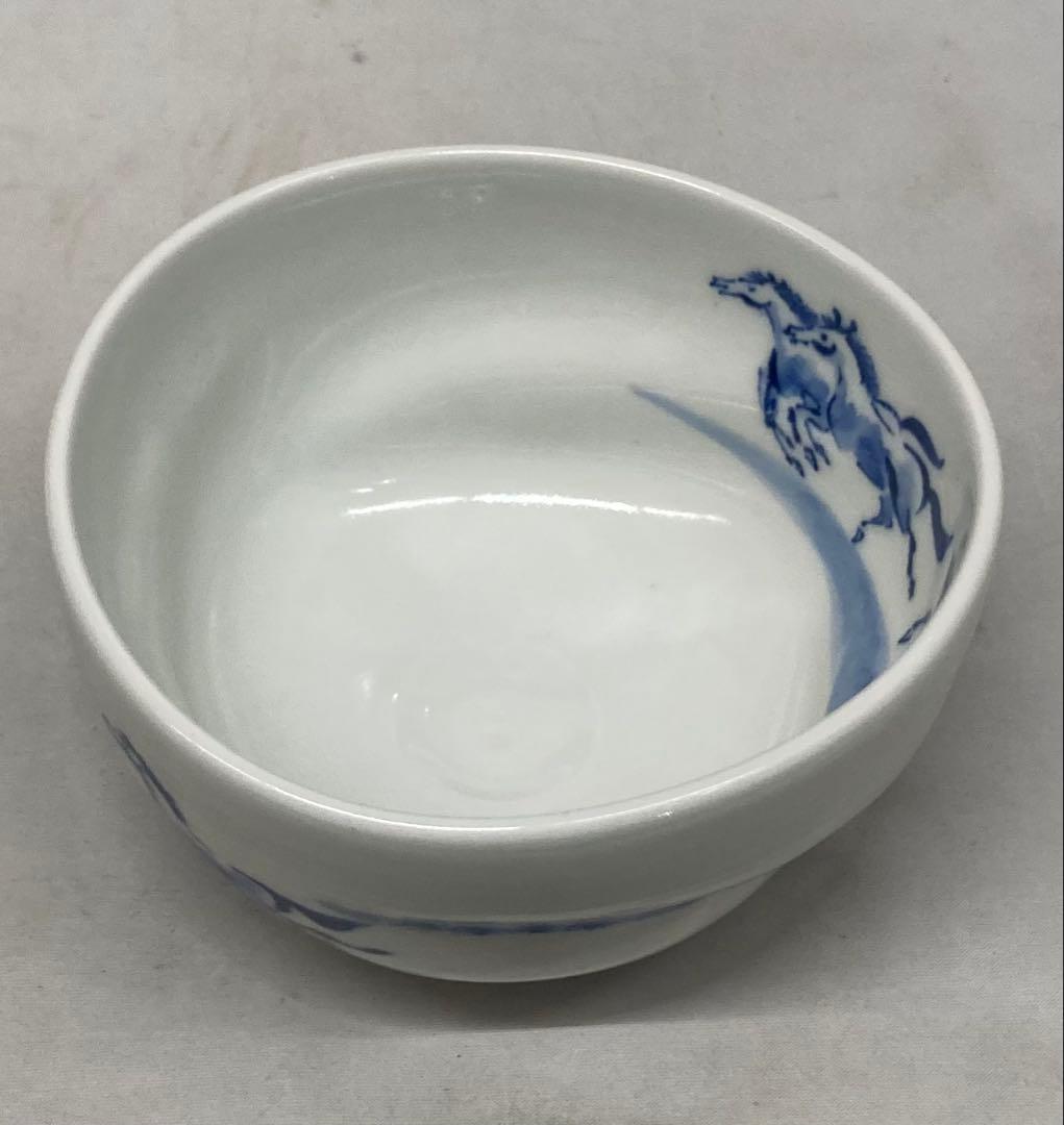 B547b「染付 馬九行く茶盌」寺尾陶象作　共箱　京焼　茶道具