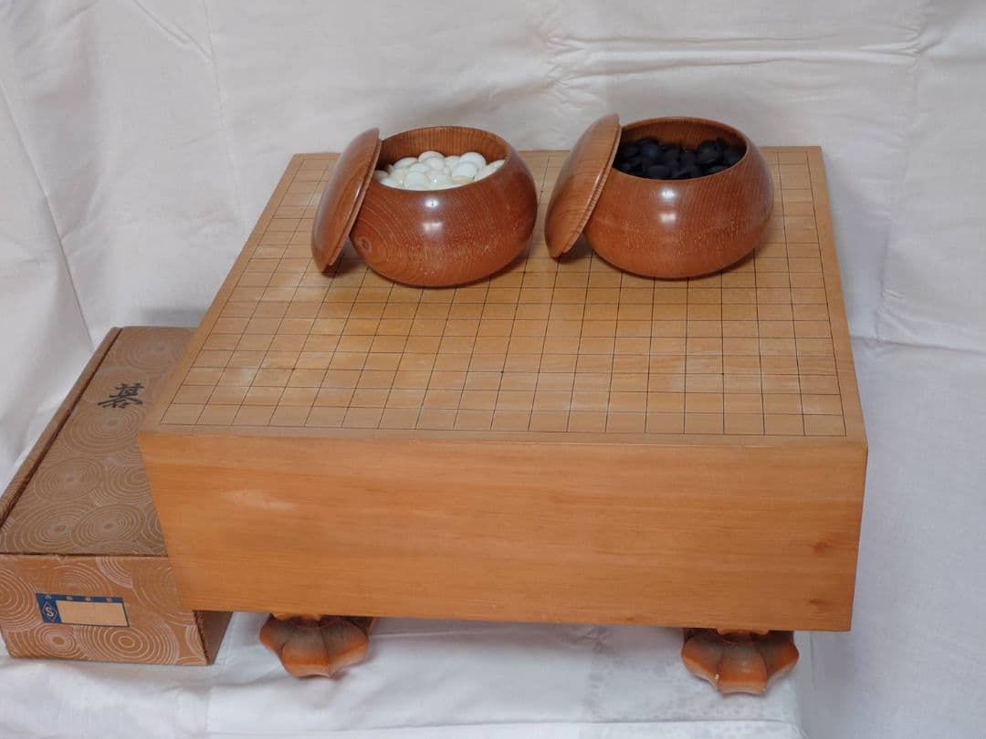 木製囲碁盤セット 白黒石付き
