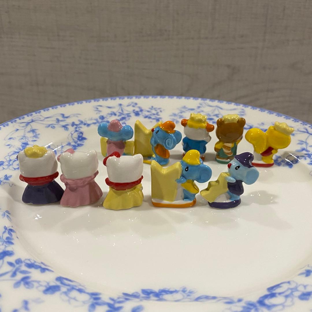 フェーブ ハローキティ10体 フェーヴ 陶器 ミニチュア　王冠