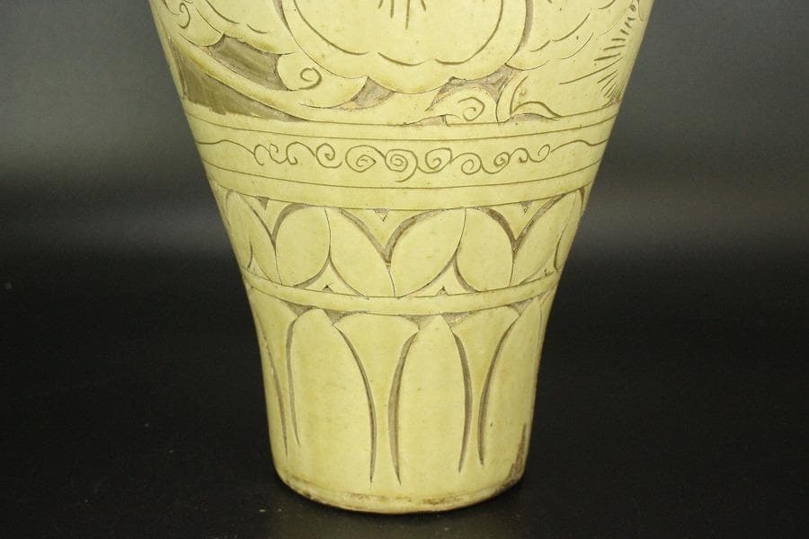 中国美術 磁州窯 纏枝蓮花 梅瓶(HA522)