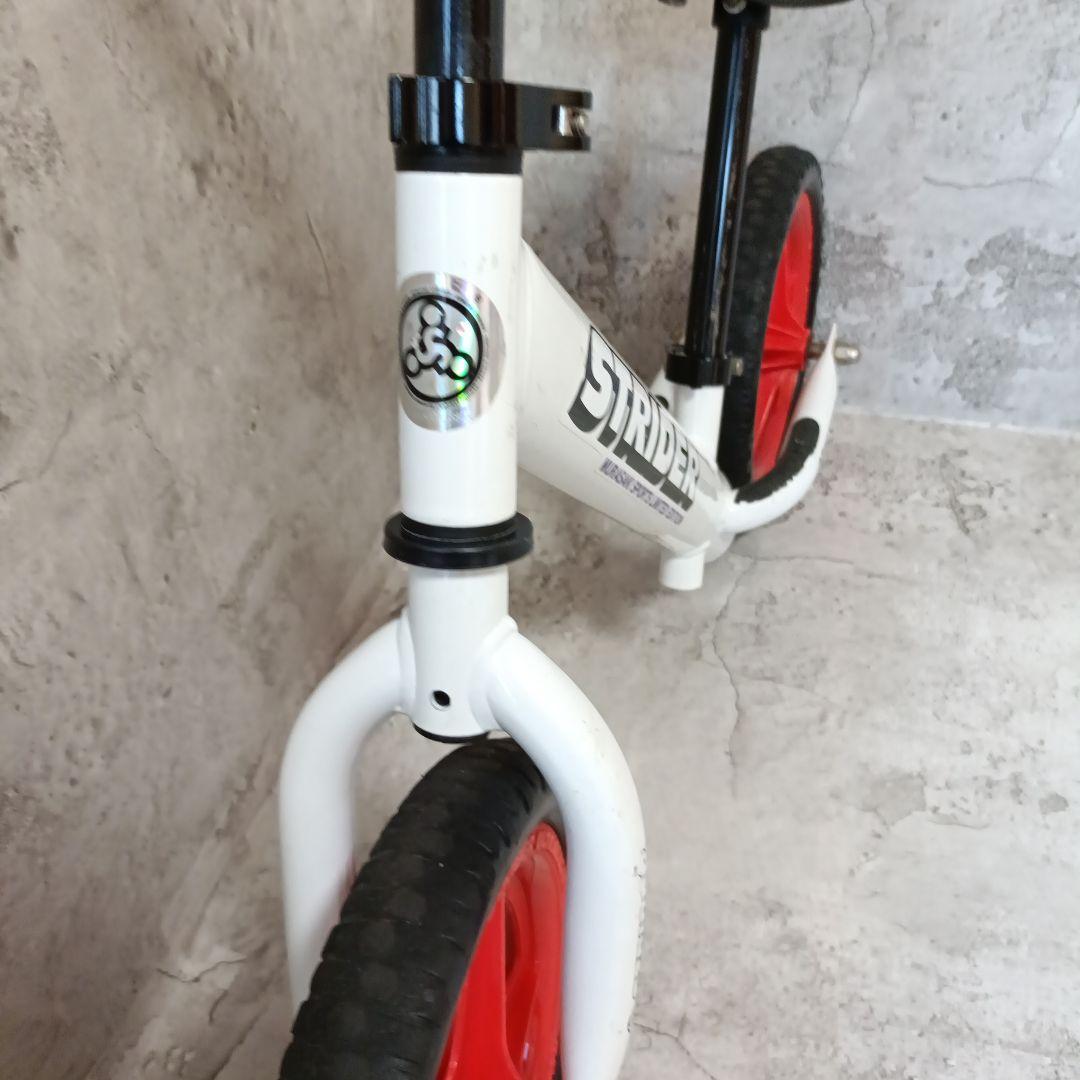 ストライダーstrider sportムラサキスポーツ限定モデル12インチ赤白