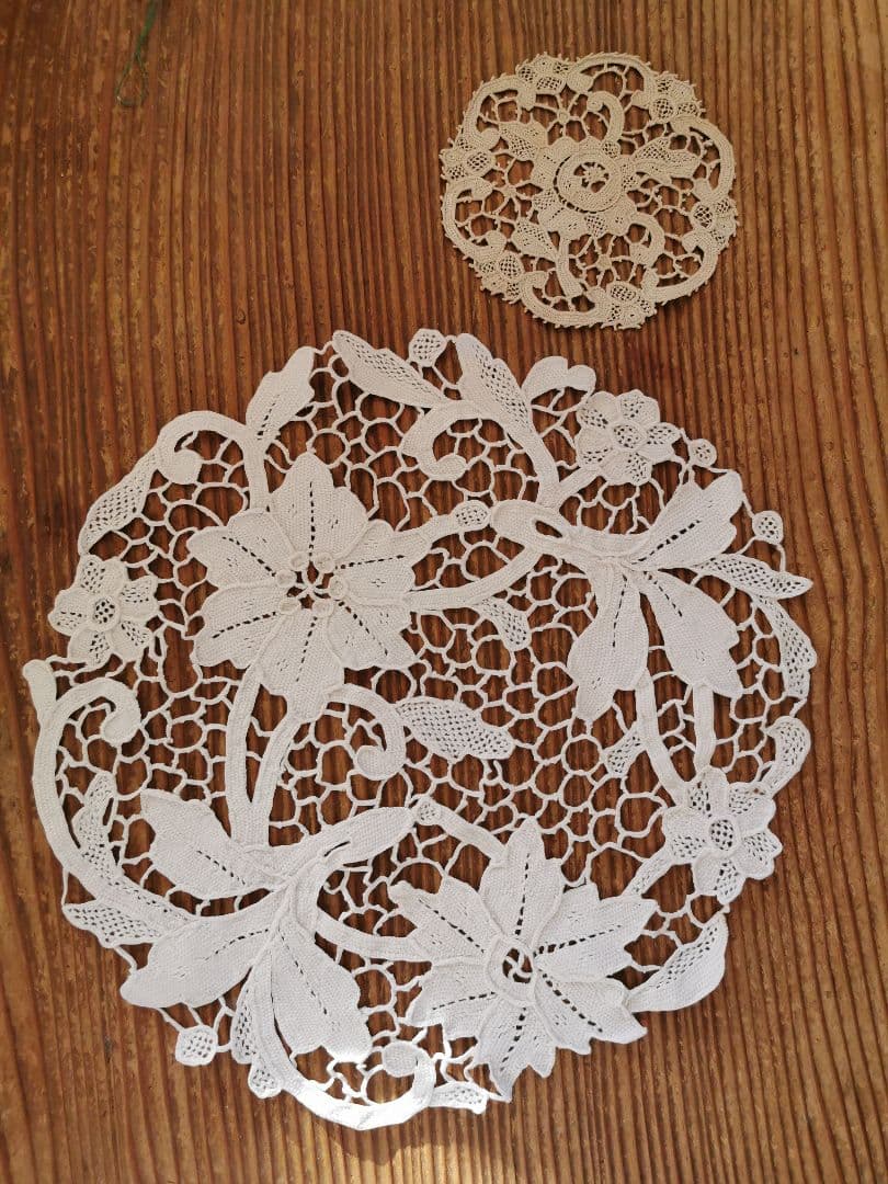 アンティーク ブラーノレース ポワンドヴェニス ローズ ニードルワークドイリー