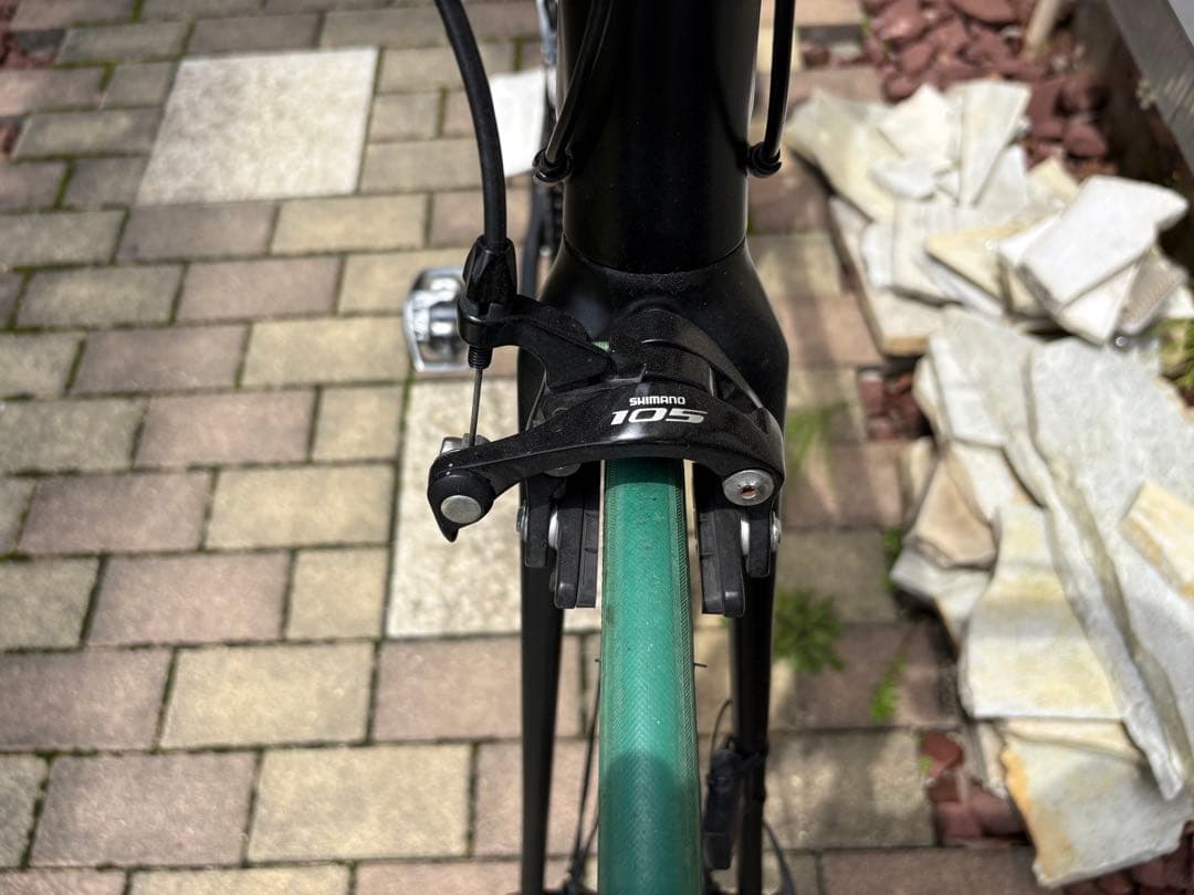 GIANT ロードバイク マットブラック Shimano 105