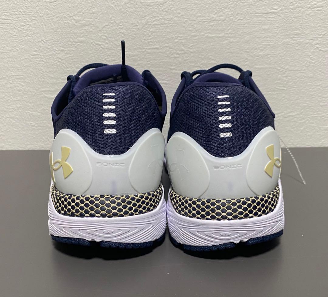 カレッジ　ネイビー　アンダーアーマーUA Hovr 5 海軍　アメフト　バスケ