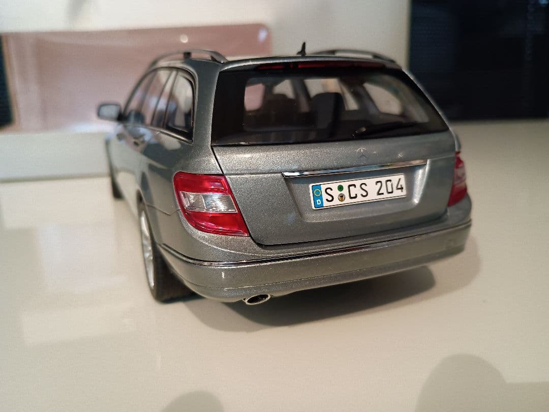 メルセデス特注 オートアート メルセデス ベンツ Cクラス ワゴン 1/18