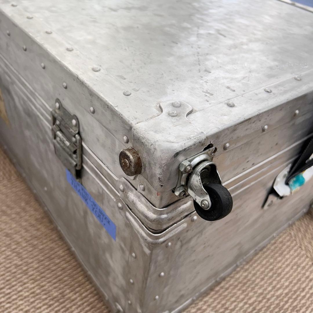 【希少レア】70年代 大型ジュラルミンケース 内張り新品 おしゃれ ヴィンテージ