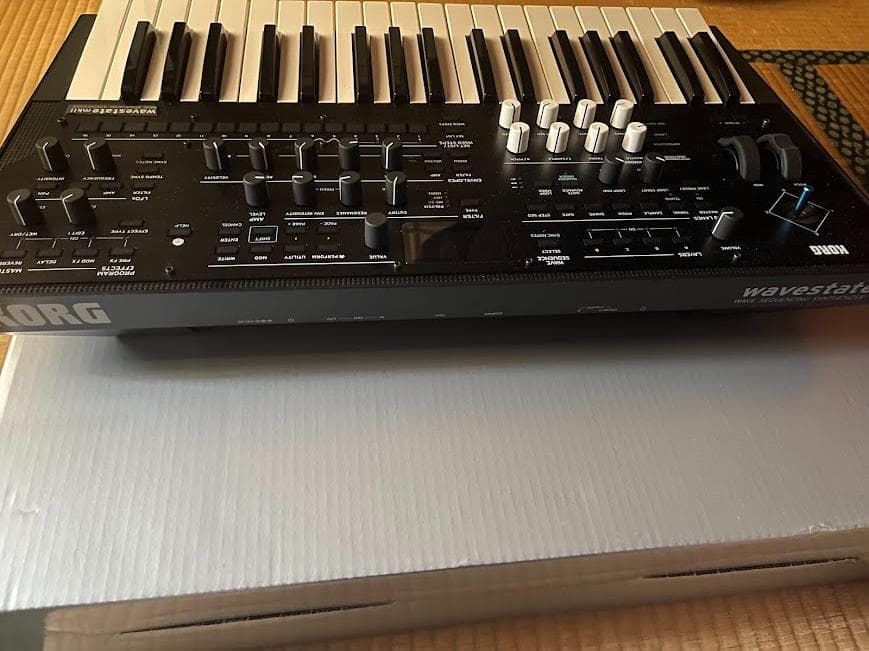 鍵盤楽器 korg wavestate Mk2