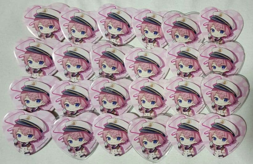 すとぷり　さとみ　ハートの缶バッチ　アニメイト特典　デフォ