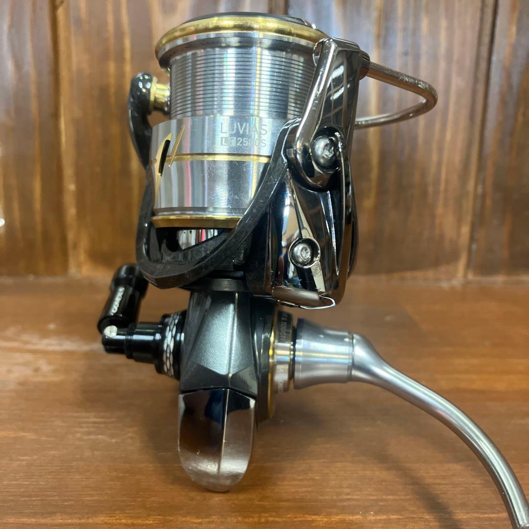 DAIWA 20ルビアスLT2500S-XHダイワグローブライド