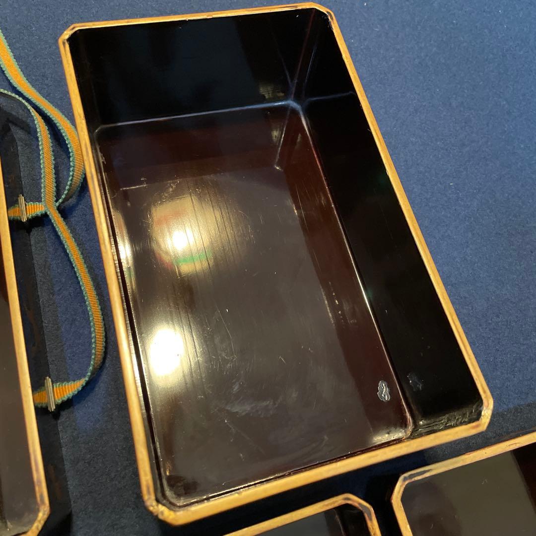 時代物「鳳凰に花唐草紋様 蒔絵」の『野弁当箱』共箱付　重箱　漆器