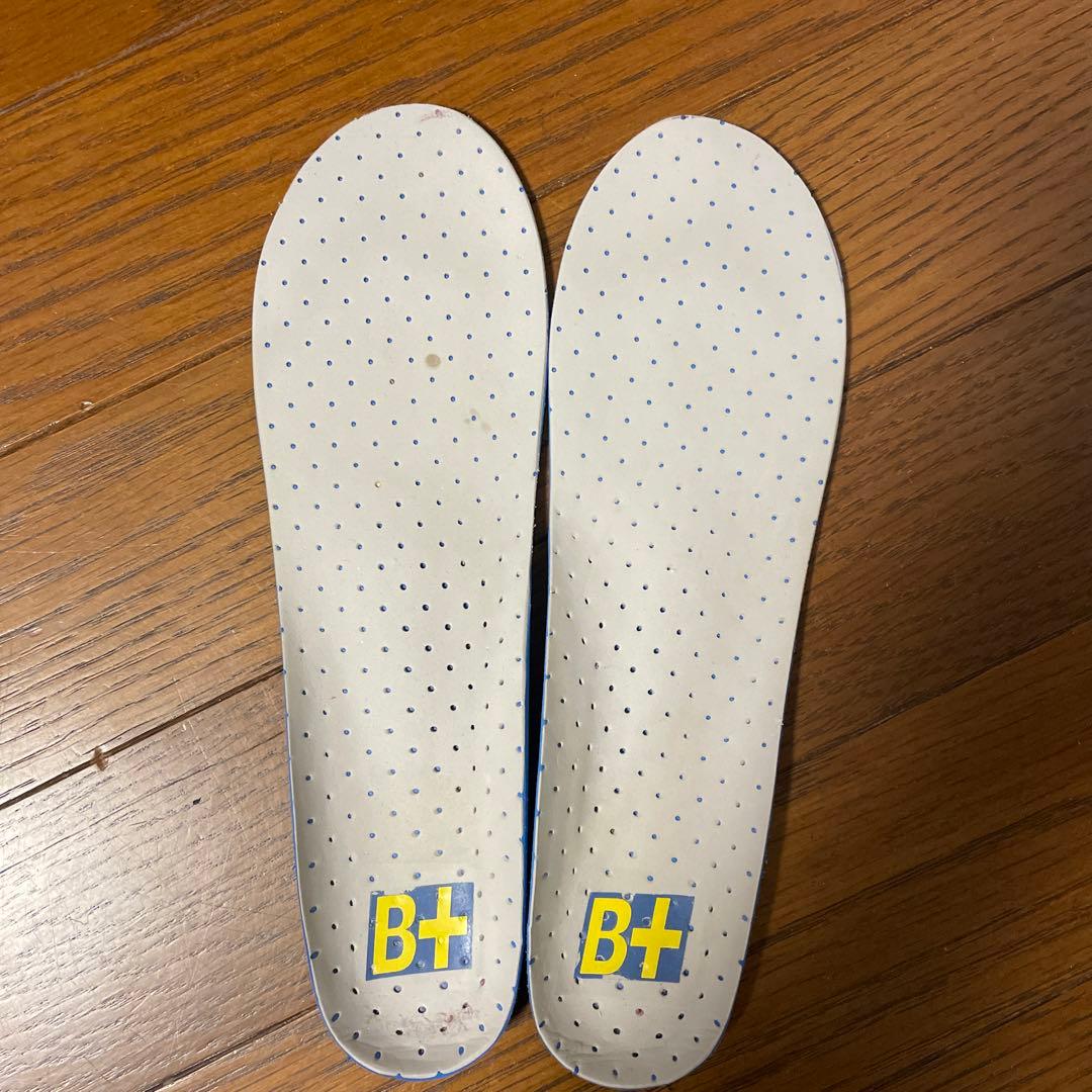 アトミックキッズスキーブーツ22,22.5cm Redster Jr60