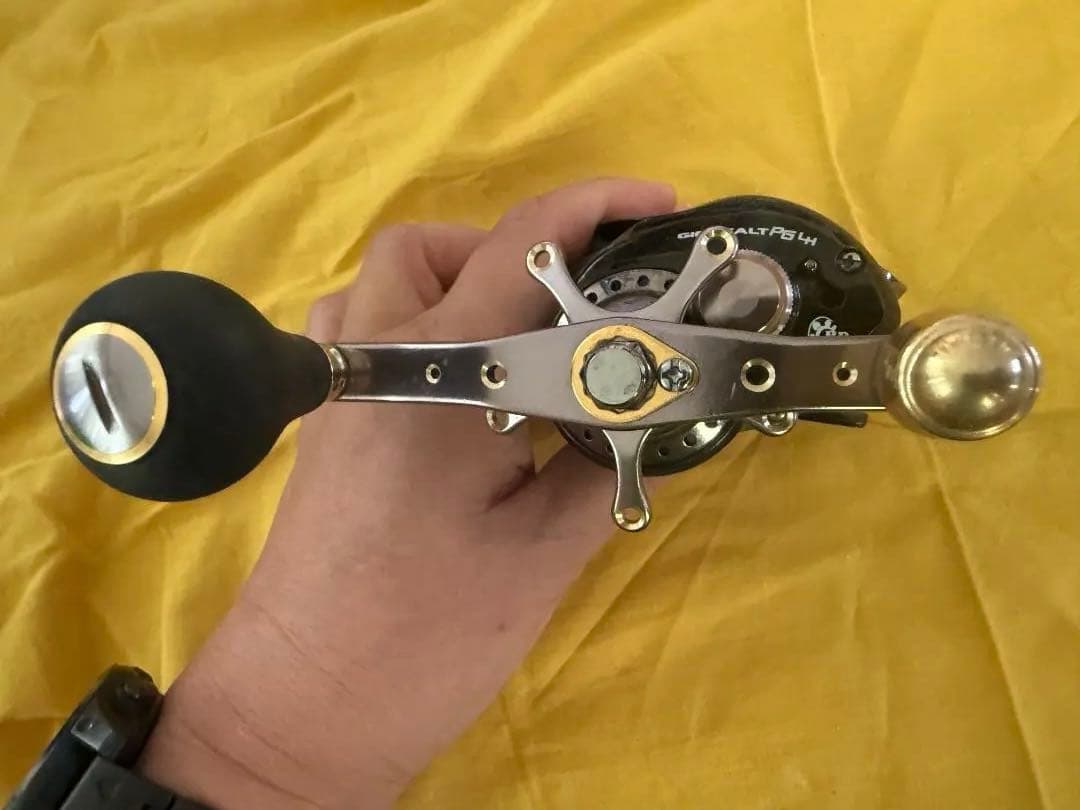 Real Method ベイトリール　ギガソルトHG＆PGセット