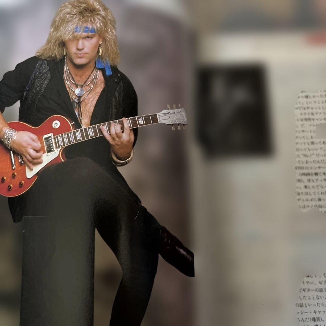 100% RATT ヤング・ギター増刊