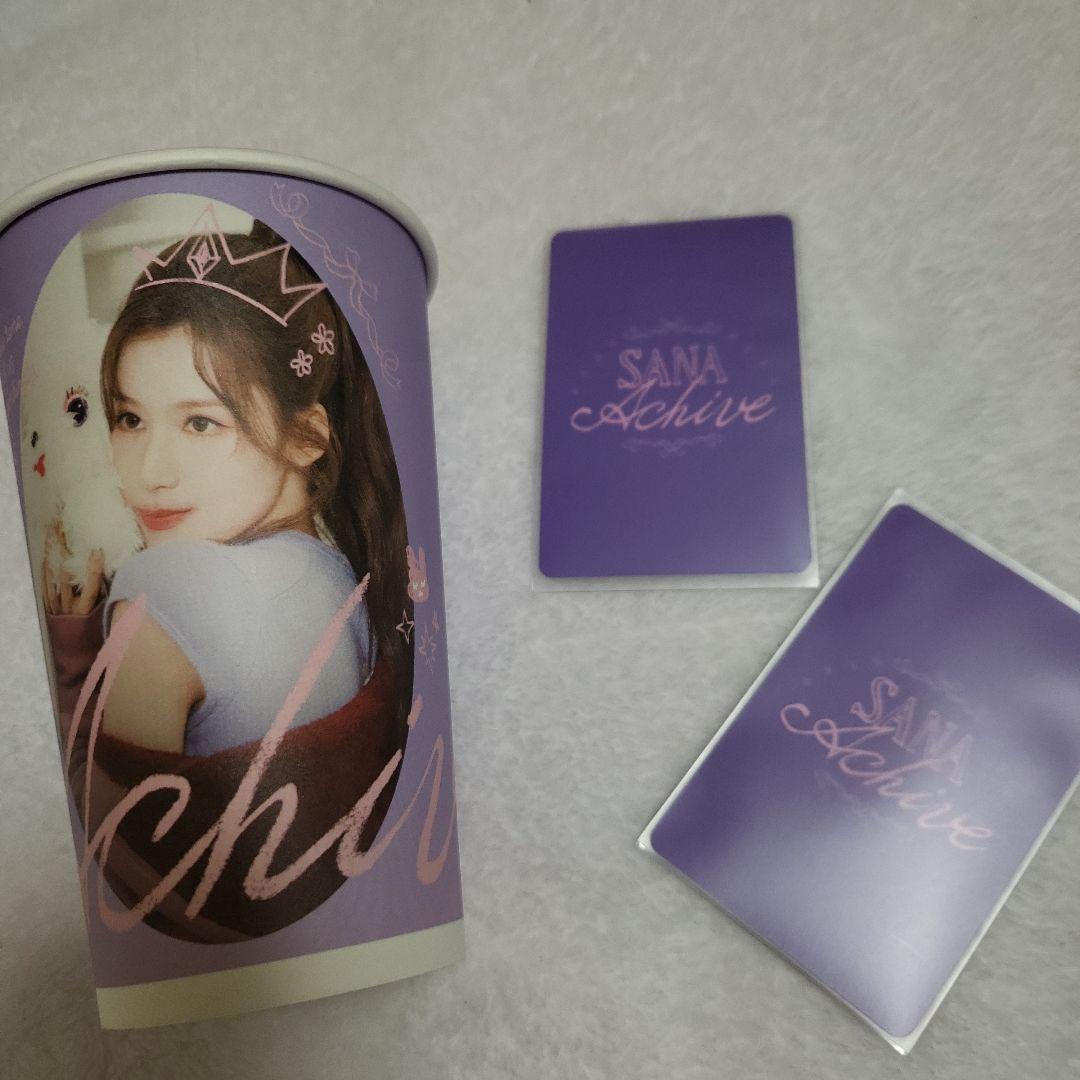 TWICE サナ　センイル　カフェ