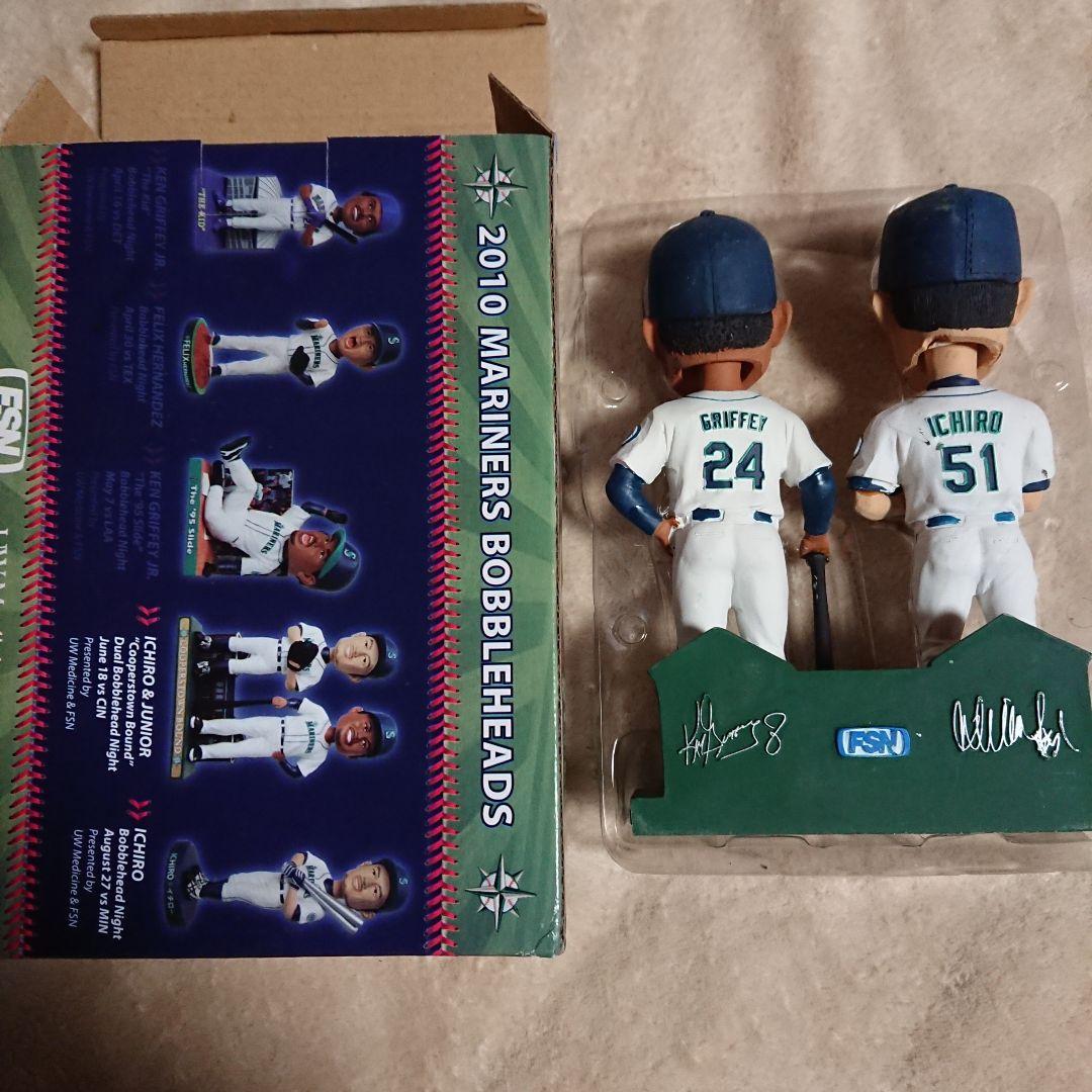 ★★イチロー 2010年 球場配布 ボブルヘッドドール 2体〈チケット付き〉