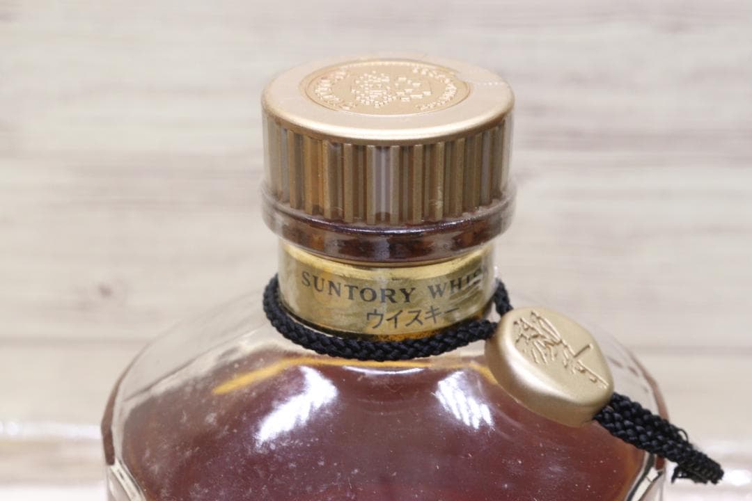 ◆未開栓 サントリー 響 裏ゴールドラベル 金キャップ