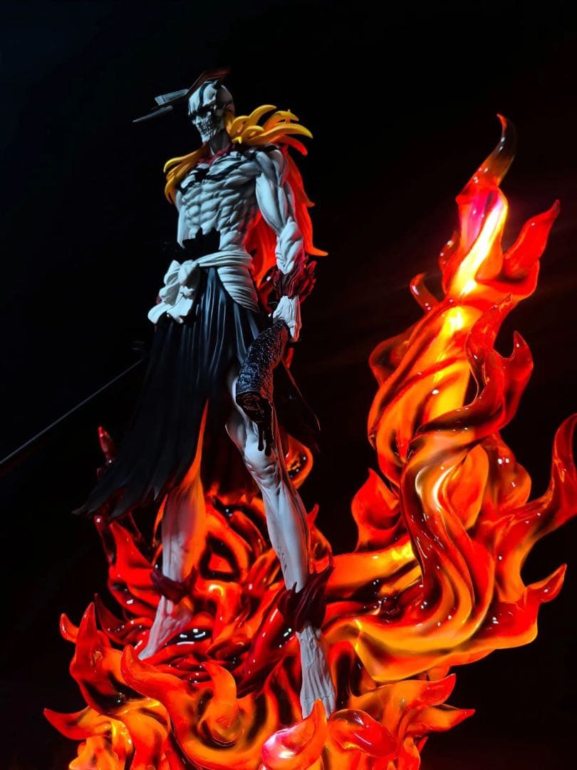 ブリーチ　黒崎一護の完全虚化　ガレージキッド　フィギュア　完成品