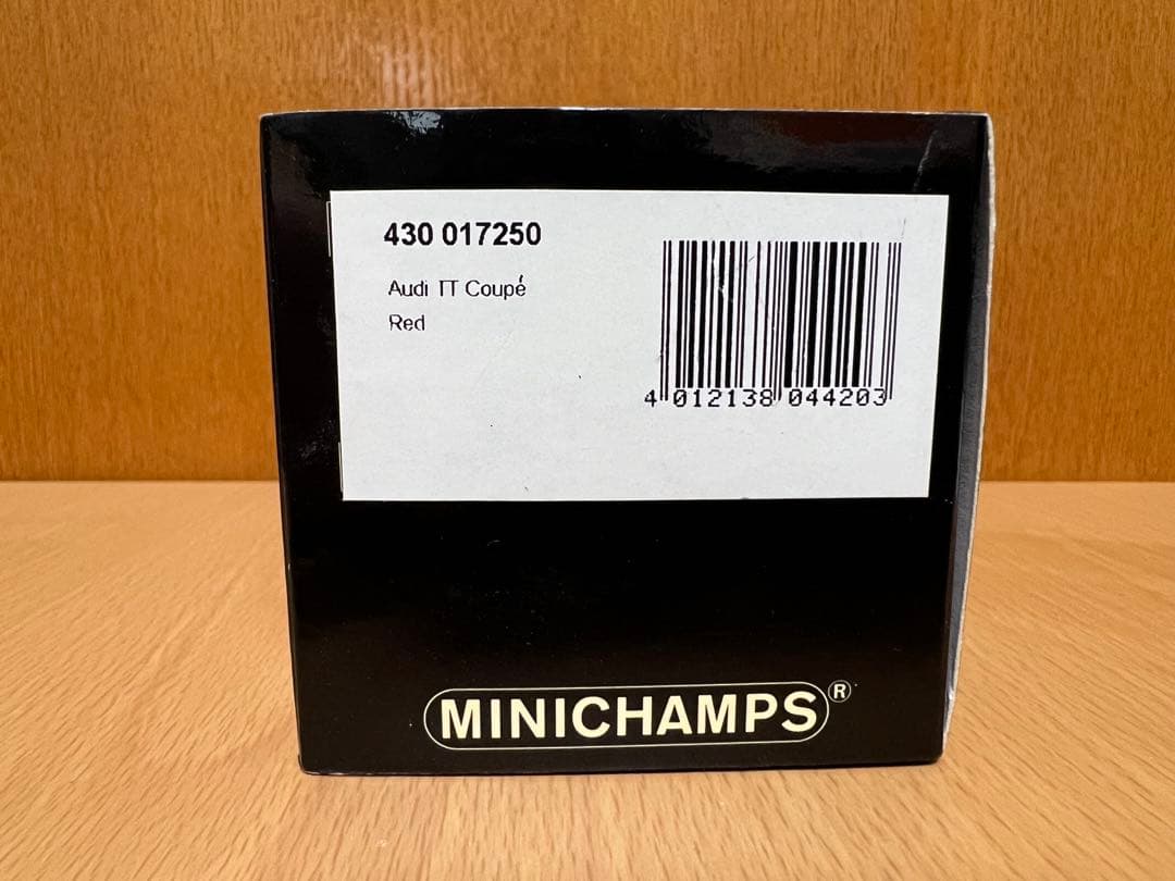 MINICHAMPS Audi TT Coupé レッド 限定1,008台