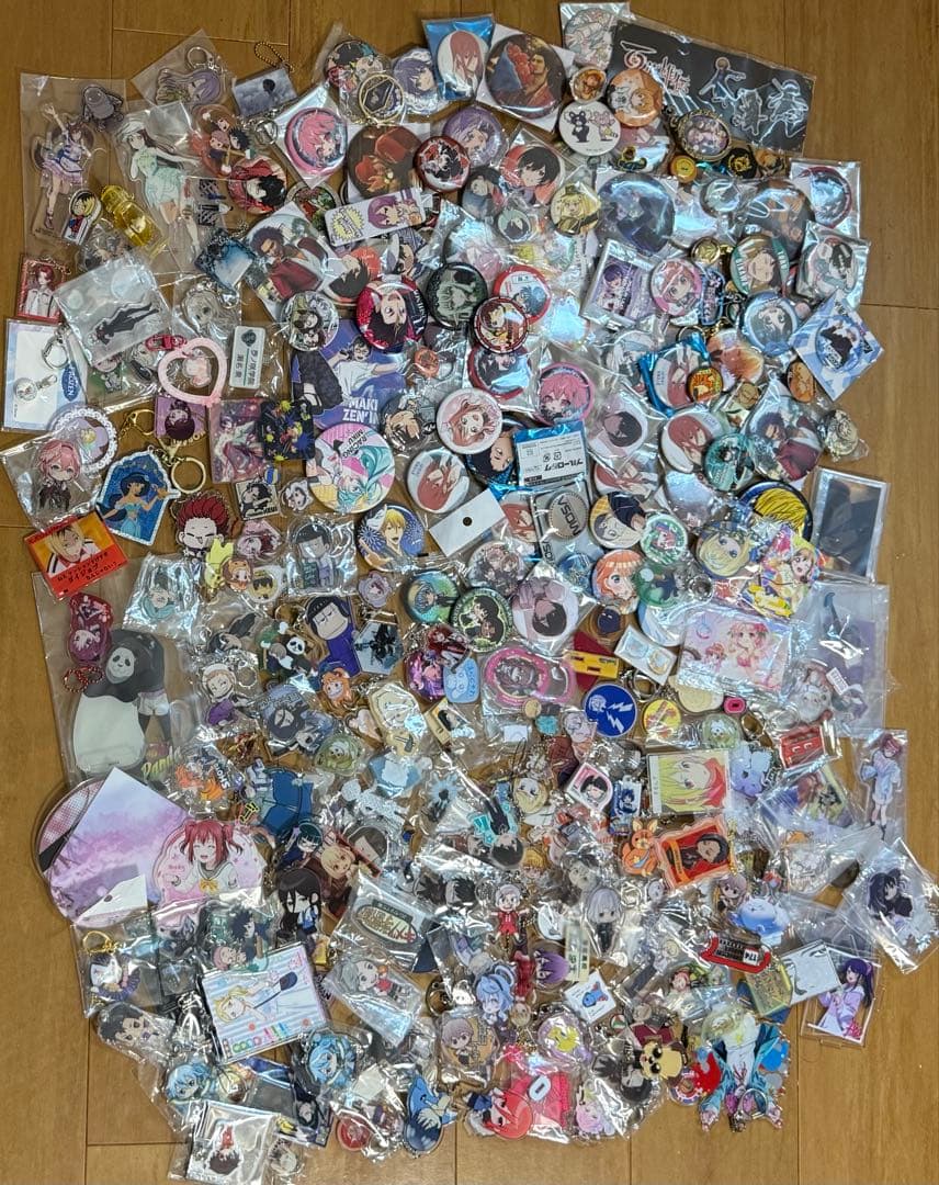 アニメ ミニフィギュア 大量ドラゴンボール サンリオ ワンピース 鬼滅の刃 他