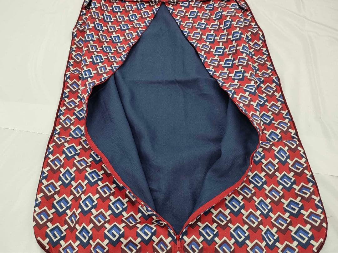 GUCCI グッチ ガーメントバッグ　カバー GG　レッド スーツカバー