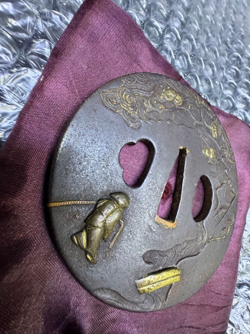無銘　　金工金象嵌松下　牛引き　山水図鍔　透かし鐔　刀鐔　鍔