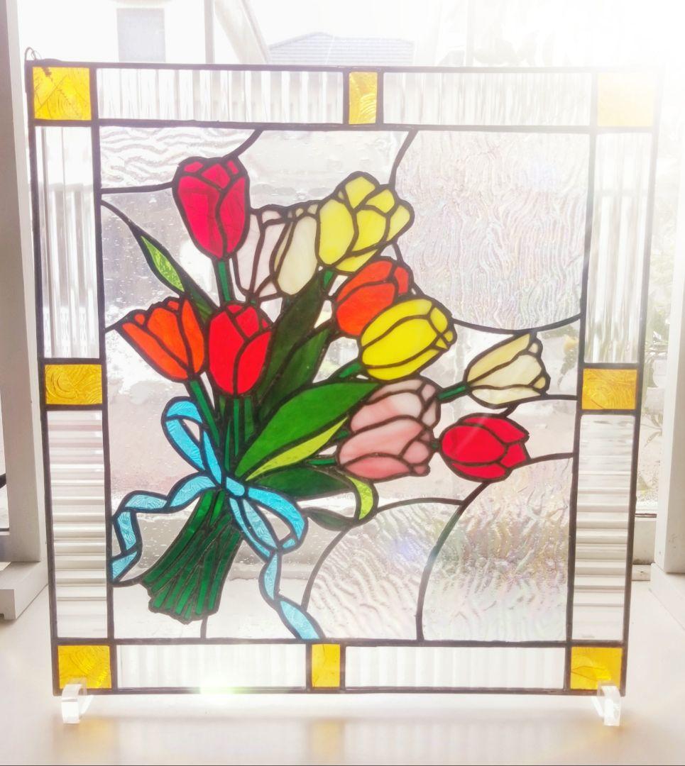 特大サイズ　ステンドグラス　チューリップモチーフのパネル　縦38㎝×横38cm