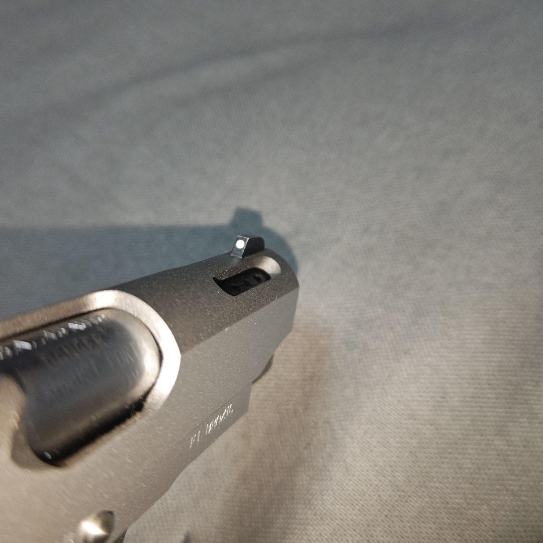 東京マルイ ガスブローバック V10 ウルトラコンパクト　HOGUEグリップ付き