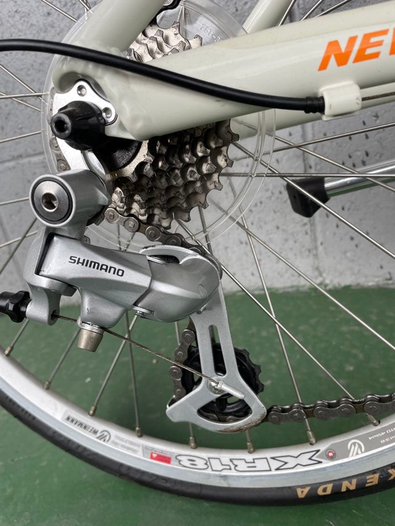 ニューバランス　20インチ　ジュニアロードバイク　大阪より