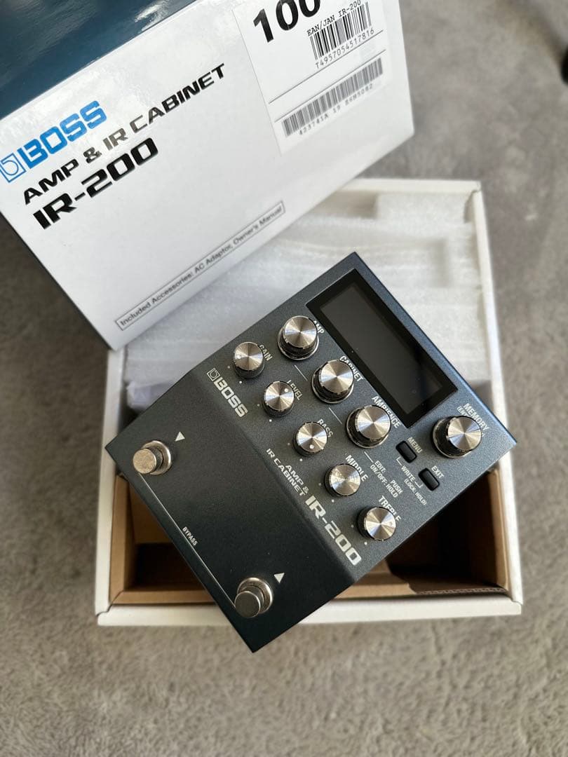 BOSS IR-200 アンプ & IR キャビネット
