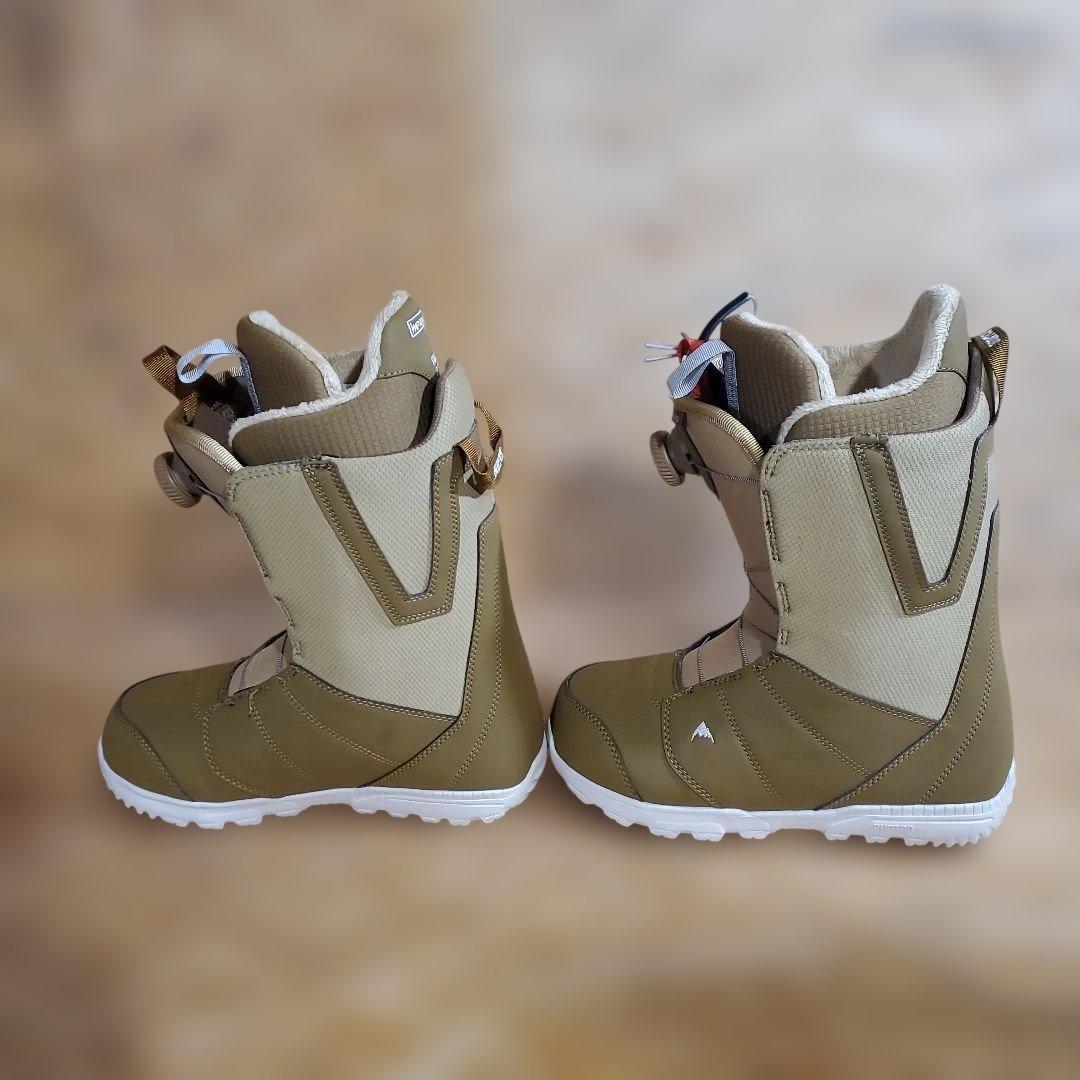 BURTON MOTO　新品！ スノーボードブーツ　26090