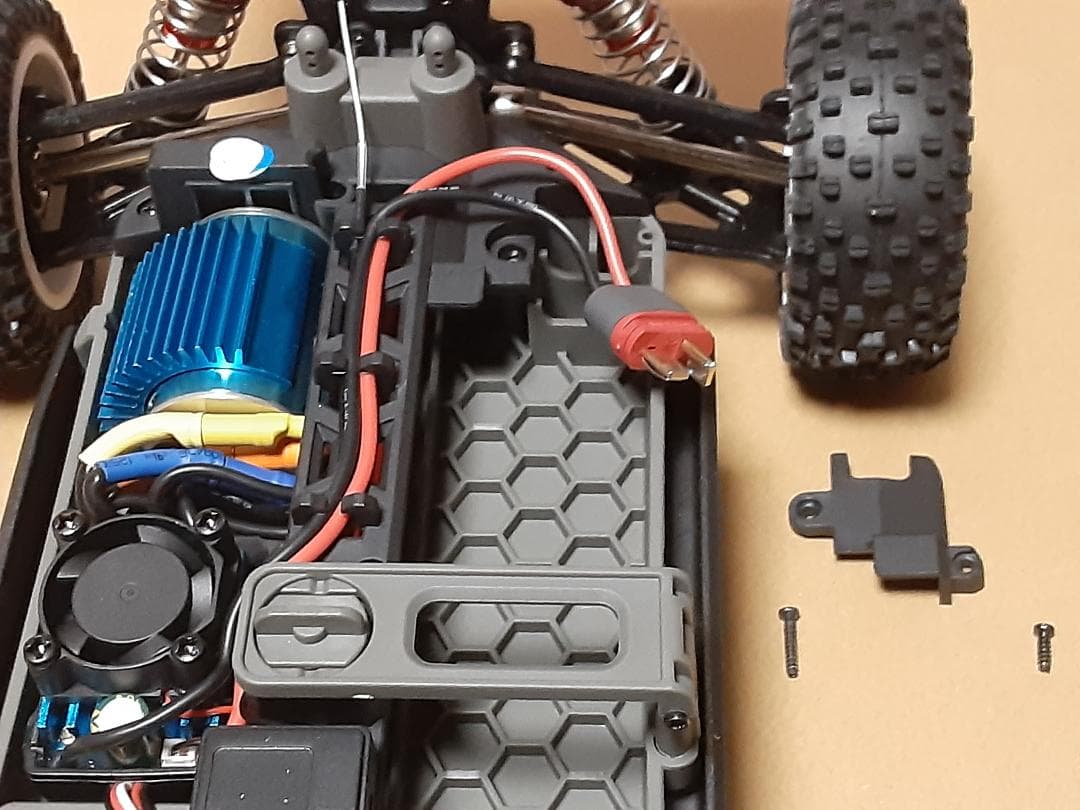 【ジャンク新品】WLtoys 124008 3S 2000mAh ⑨