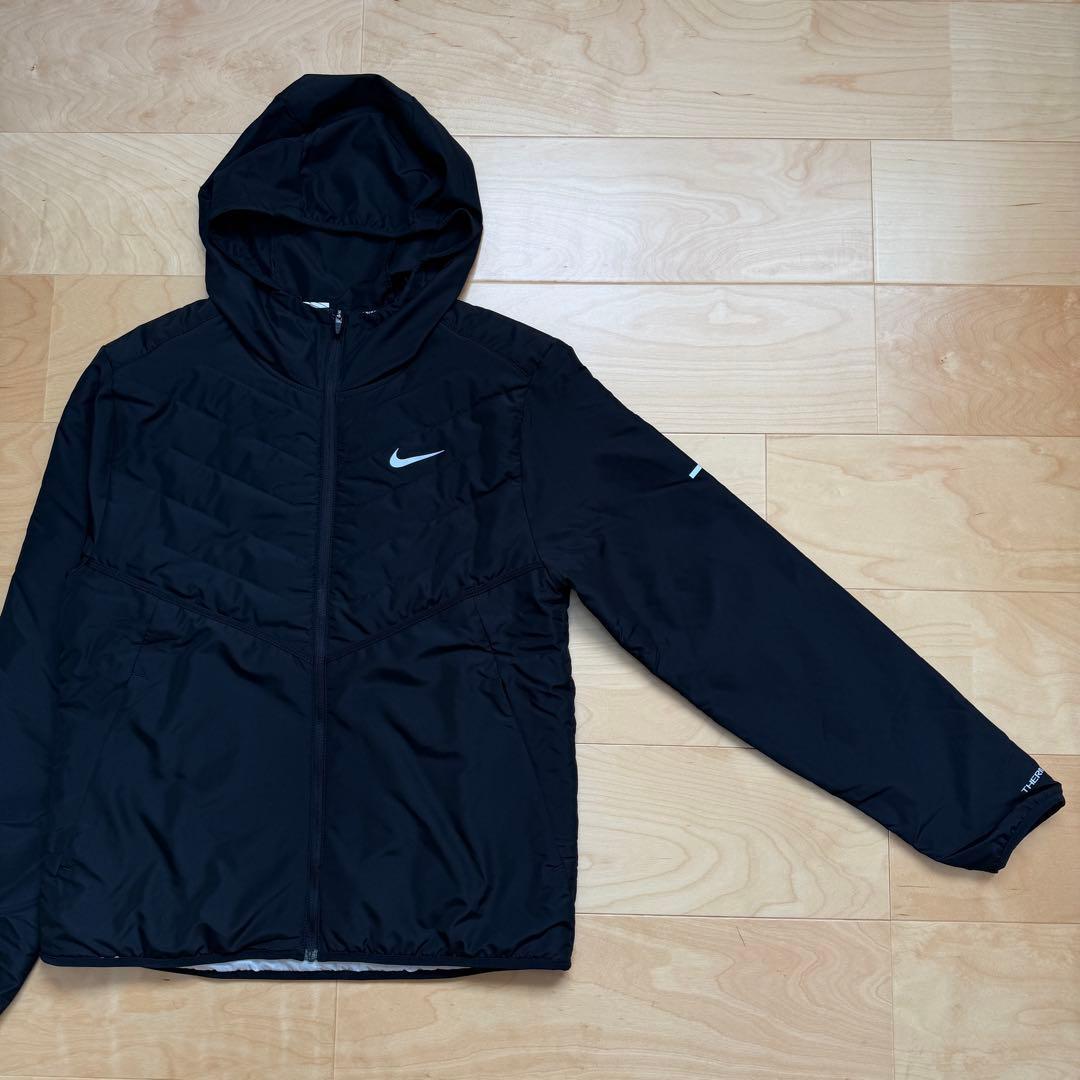 NIKE ランニングジャケット　エアロレイヤージャケット　黒　ブラック　L 新品