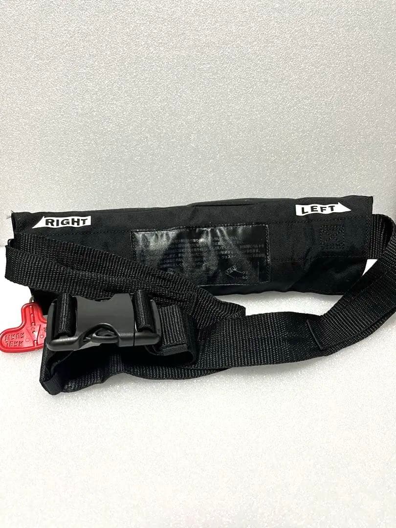 DUO international ライフジャケット