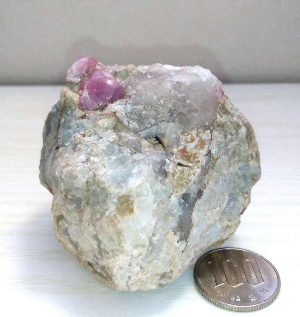 ミャンマー産 球状ルーベライト　トルマリン　希少宝石鉱物標本