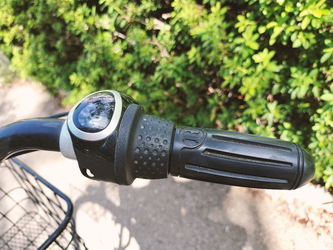 手渡し取引き限定　自転車　27インチ