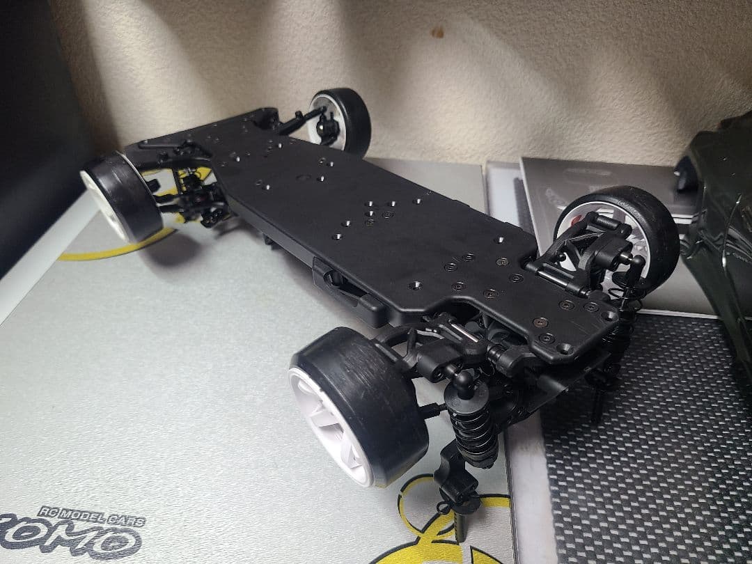 ヨコモ　RD2.0　ラジコン　シャーシ　ドリフト　　ボディ　YOKOMO