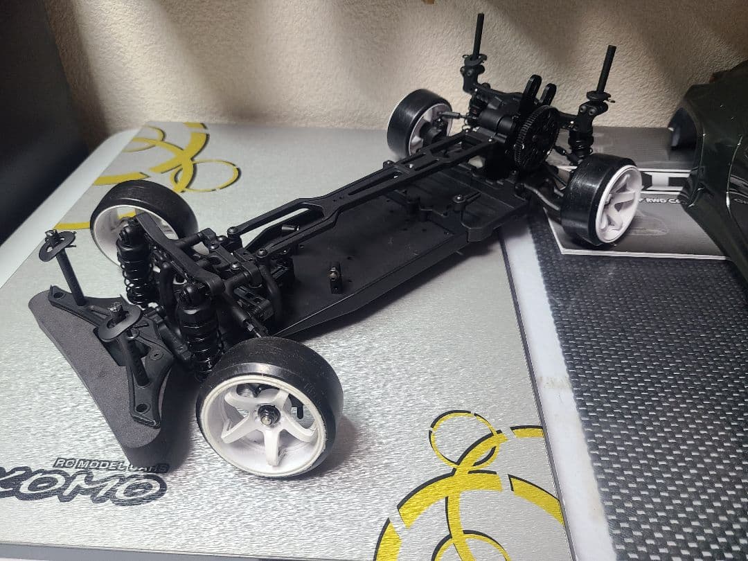 ヨコモ　RD2.0　ラジコン　シャーシ　ドリフト　　ボディ　YOKOMO