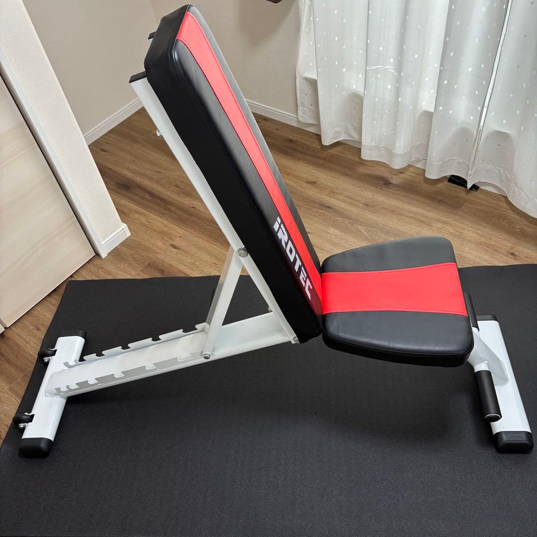 iROTEC（アイロテック） トレーニングベンチ 黒/赤