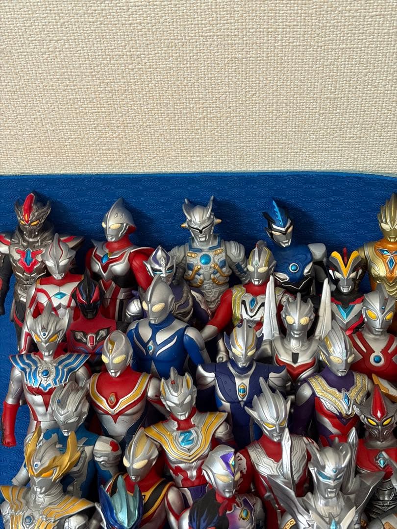 【中古美品】ウルトマン・ソフビ　まとめ売り80体＋マントセット