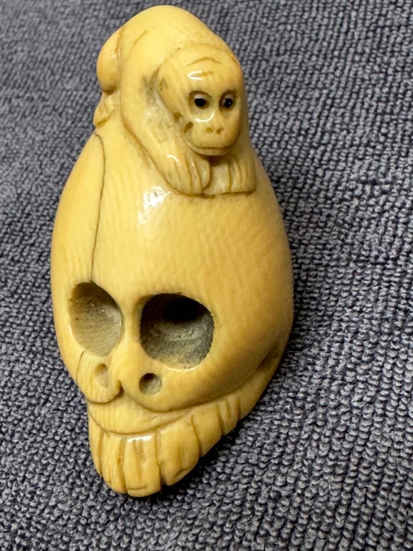 極上　根付　江戸　サル　髑髏　天然素材　置物　古美術品　 細密細工　骨董