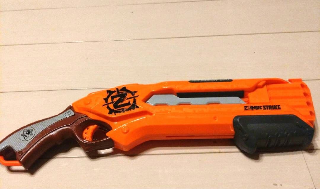 Nerf Zombie Strike トイガン オレンジ/イエロー