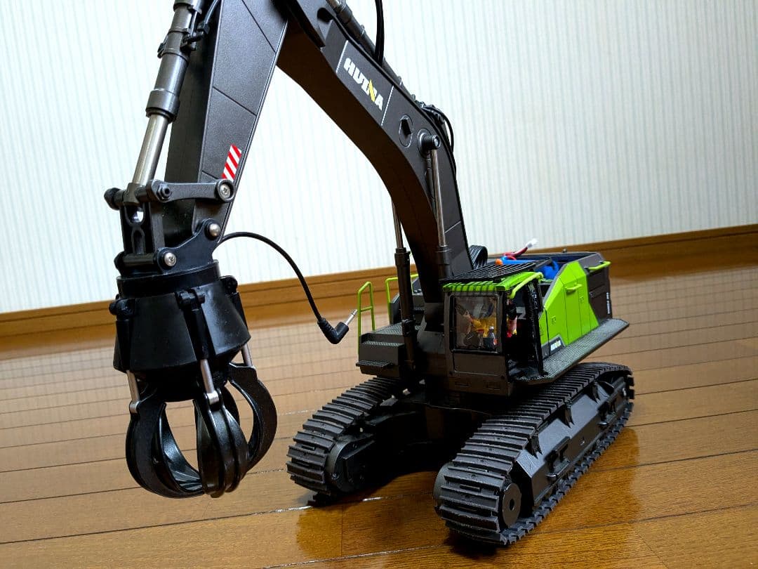 タミヤ　1/14セミトレーラー 超合金 ショベルカー　1593