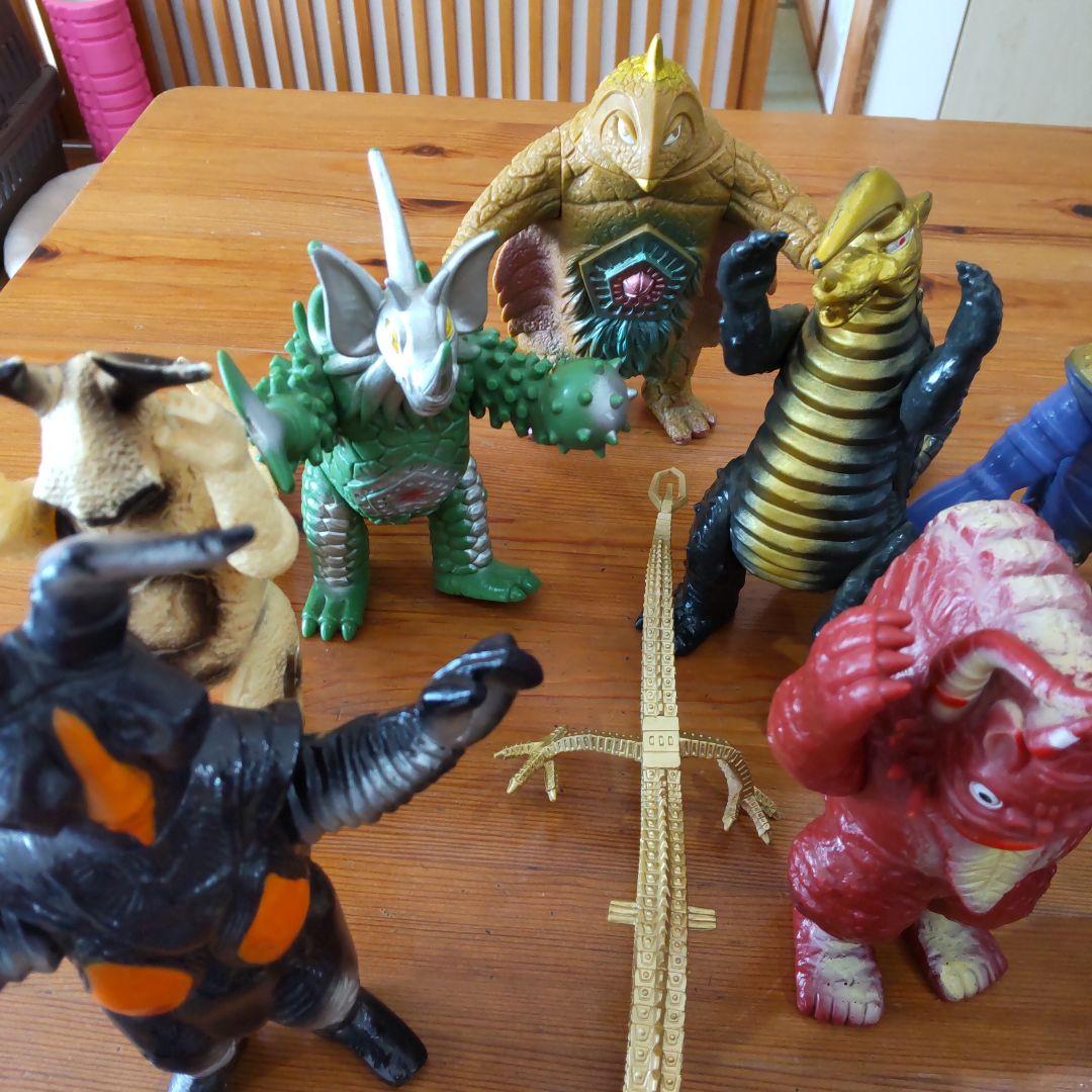 昭和ウルトラマン 　　　　　　　　　怪獣ソフビ 12体セット