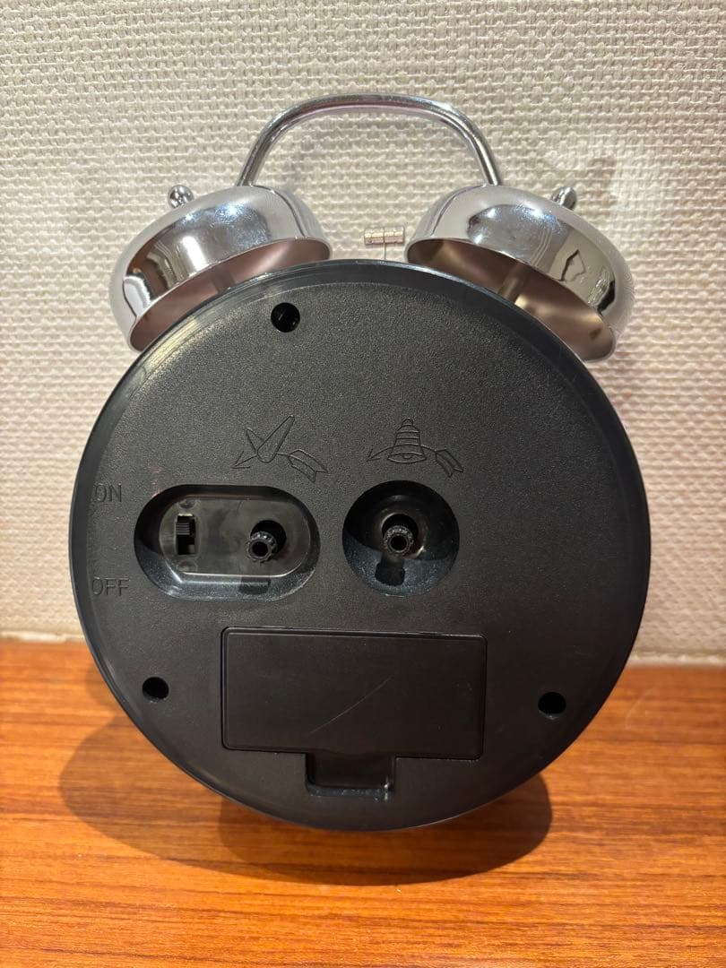 【当時物】うさるさん目覚まし時計 レア ピンク　時計