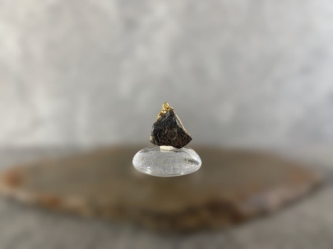 鉄隕石 ②